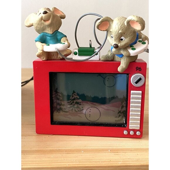 Hallmark Motion Ornament 1996 Video Game In TV Magic Gamers - Picture 5 of 8